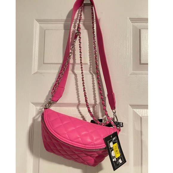 Steve Madden - Picture 1 of 5